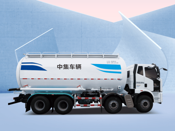 中集車輛粉罐家族實(shí)力登場，揭秘粉粒物料運(yùn)輸車的"高效可靠"之道！